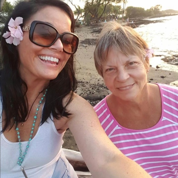 Meet Your Posher, Mel - Picture 9 of 10